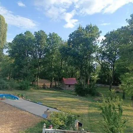 Imanje Mihailovic Pruzatovac